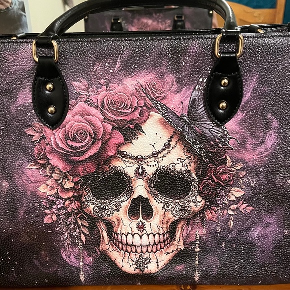 Skullette leather purse with wallet
